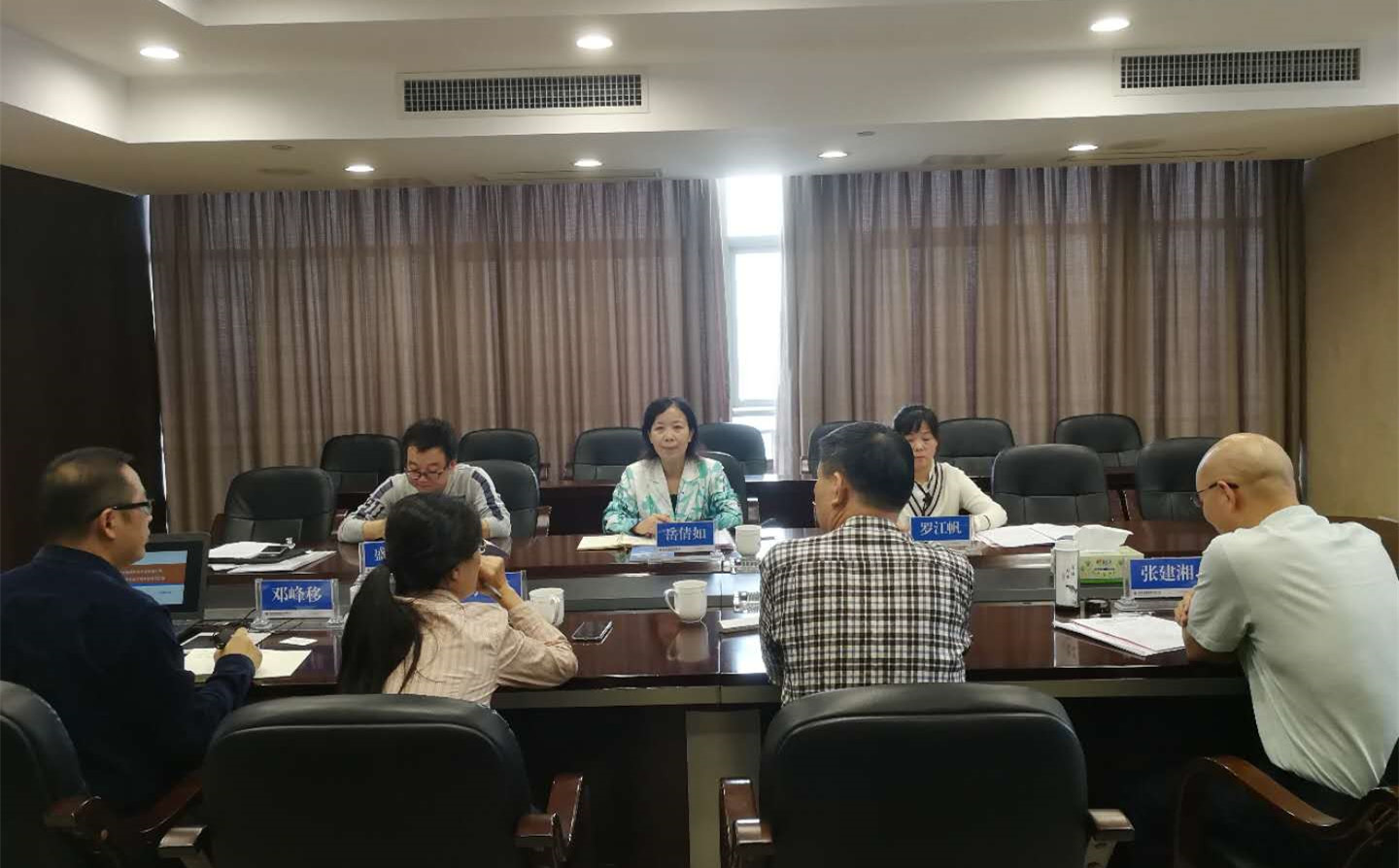 省国资委文明办莅临发展养老安博官方网站检查指导省文明单位创建工作