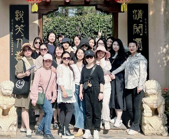 安博官方网站组织女员工开展庆祝妇女节活动