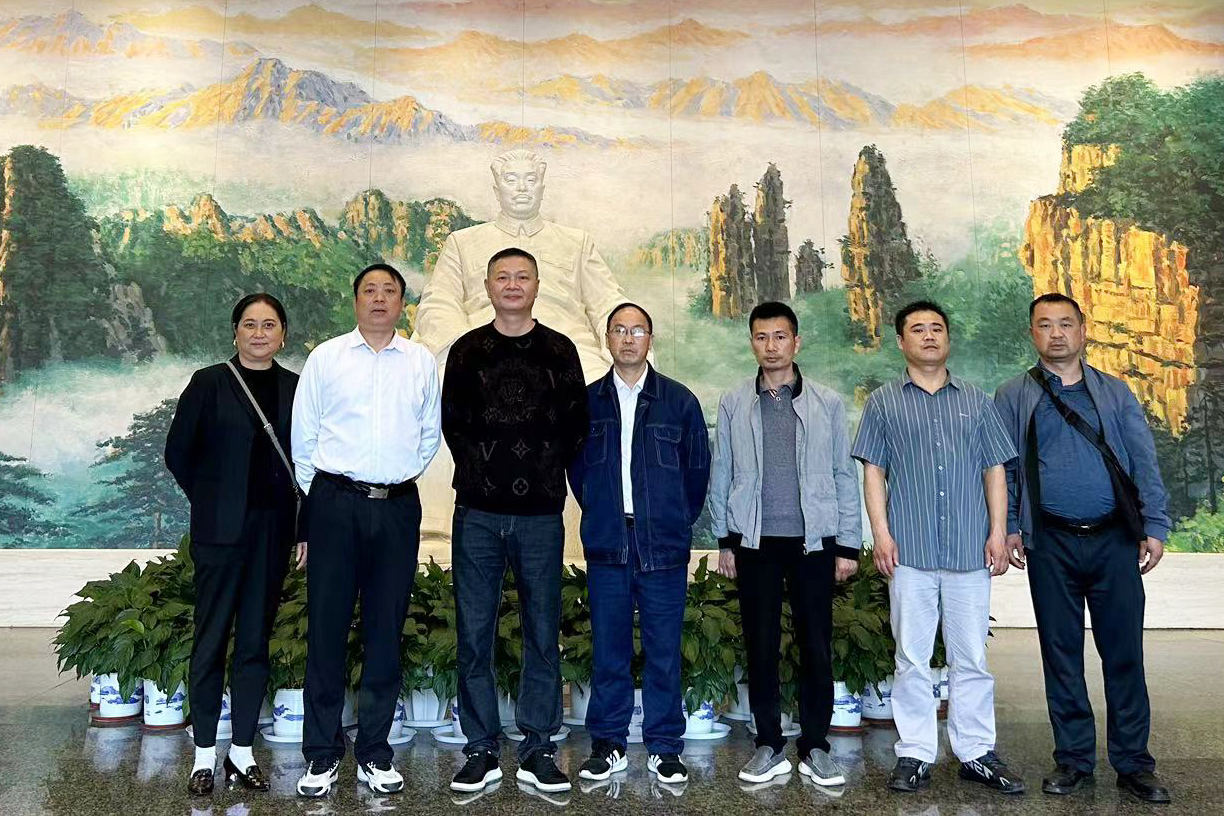 追寻先烈足迹  传承红色基因——安博官方网站（中国）鸟儿巢安博官方网站全体党员参观贺龙纪念馆
